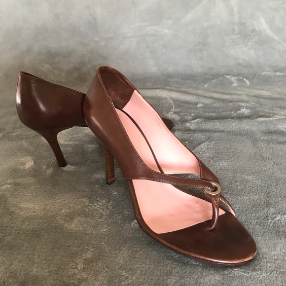 Chocolate Thong Open Toe Heels - Picture 4 of 6